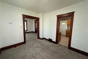 42 Paris Ave, Akron, OH 44301 - Photo 8