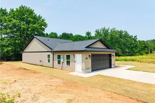 1895 Candell Ave SW, Massillon, OH 44646 - Photo 2