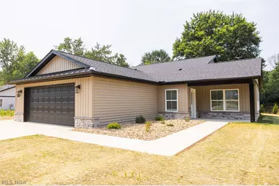 1895 Candell Avenue SW, Massillon, OH 44646 - Photo 4