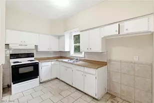 10820 Grantwood Ave, Loveland, OH 44108 - Photo 18