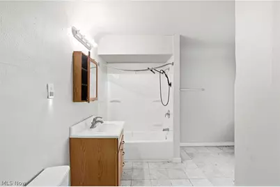 10820 Grantwood Avenue, Loveland, OH 44108 - Photo 26