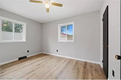 715 S Logan Street, Elyria, OH 44035 - Photo 14