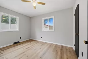 715 S Logan St, Elyria, OH 44035 - Photo 14