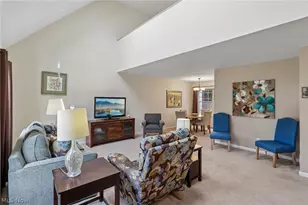 951 E Kensington Ln, Streetsboro, OH 44241 - Photo 2