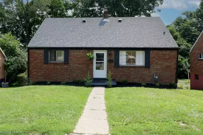 414 Dresden Avenue, Steubenville, OH 43952 - Photo 1