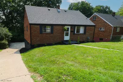414 Dresden Avenue, Steubenville, OH 43952 - Photo 2