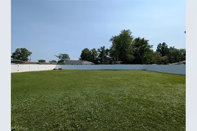17383 Afton Avenue, Lake Milton, OH 44429 - Photo 14