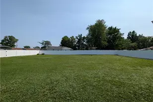 17383 Afton Ave, Lake Milton, OH 44429 - Photo 14
