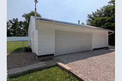 17383 Afton Avenue, Lake Milton, OH 44429 - Photo 10