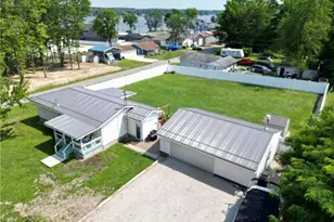 17383 Afton Ave, Lake Milton, OH 44429 - Photo 2