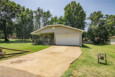 318 Greenwood Drive, Williamstown, WV 26187 - Photo 48