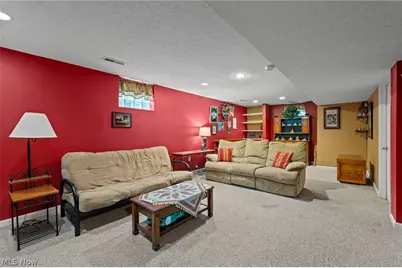 5112 E Lake Road, Sheffield Lake, OH 44054 - Photo 24