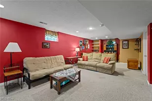 5112 E Lake Rd, Sheffield Lake, OH 44054 - Photo 24
