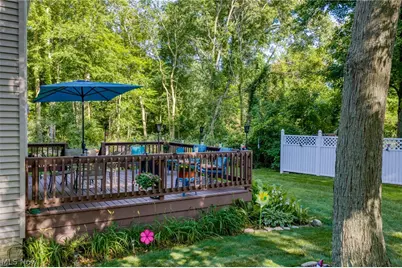 5112 E Lake Road, Sheffield Lake, OH 44054 - Photo 26