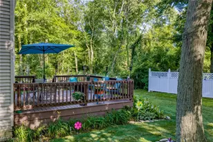 5112 E Lake Rd, Sheffield Lake, OH 44054 - Photo 26