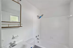 1332 Cloverfield Ave, Dayton, OH 45429 - Photo 12