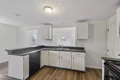 1332 Cloverfield Avenue, Dayton, OH 45429 - Photo 6