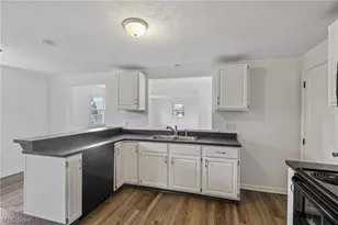 1332 Cloverfield Ave, Dayton, OH 45429 - Photo 6