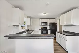1332 Cloverfield Ave, Dayton, OH 45429 - Photo 2
