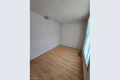 312 N 7th Street, Martins Ferry, OH 43935 - Photo 10