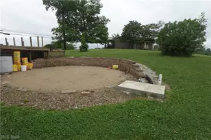 54837 High Ridge Rd, Bellaire, OH 43935 - Photo 24