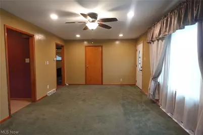 54837 High Ridge Road, Bellaire, OH 43935 - Photo 16