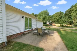 9237 Creekwood Dr, Mentor, OH 44060 - Photo 12