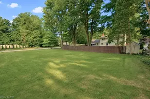 9237 Creekwood Dr, Mentor, OH 44060 - Photo 14