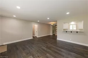 33 Oviatt Dr, Northfield, OH 44067 - Photo 4