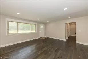 33 Oviatt Dr, Northfield, OH 44067 - Photo 6