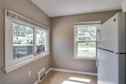 1930 18th Street, Cuyahoga Falls, OH 44223 - Photo 10