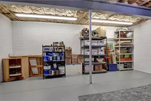 2390 Auberry Dr, Akron, OH 44312 - Photo 24