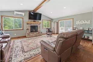 10050 Forty Cors St NW, Massillon, OH 44647 - Photo 4