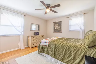 3130 Charles Street, Cuyahoga Falls, OH 44221 - Photo 14