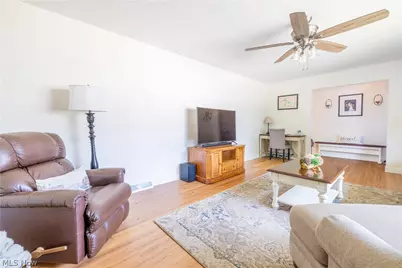 3130 Charles Street, Cuyahoga Falls, OH 44221 - Photo 4