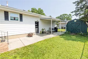 3130 Charles St, Cuyahoga Falls, OH 44221 - Photo 40