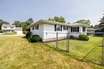 3130 Charles Street, Cuyahoga Falls, OH 44221 - Photo 40