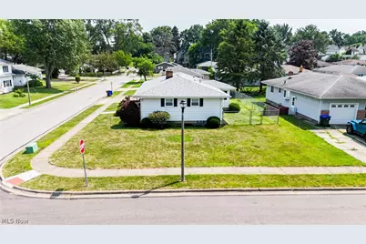 3130 Charles Street, Cuyahoga Falls, OH 44221 - Photo 48