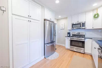 3130 Charles Street, Cuyahoga Falls, OH 44221 - Photo 10