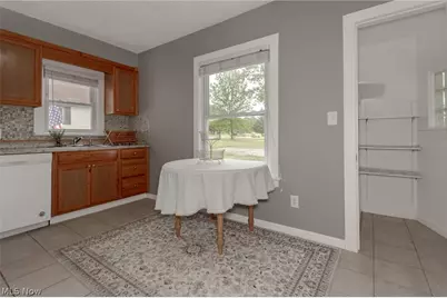 7987 Euclid Chardon Road, Kirtland, OH 44094 - Photo 12