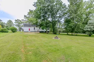 7987 Euclid Chardon Rd, Kirtland, OH 44094 - Photo 6