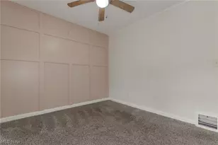 7987 Euclid Chardon Rd, Kirtland, OH 44094 - Photo 24