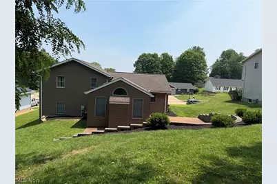 1016 Thomas Drive SW, New Philadelphia, OH 44663 - Photo 6