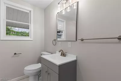 511 W Vine Street, Martins Ferry, OH 43935 - Photo 18