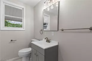 511 W Vine St, Martins Ferry, OH 43935 - Photo 18