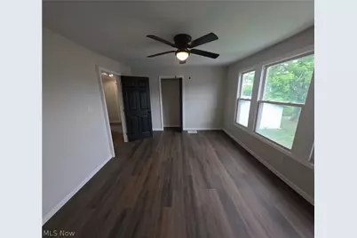 511 W Vine Street, Martins Ferry, OH 43935 - Photo 20