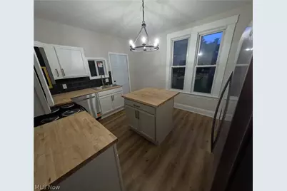 511 W Vine Street, Martins Ferry, OH 43935 - Photo 2