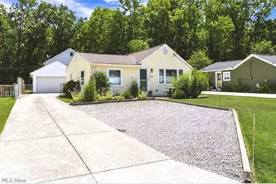 5659 Pleasant Street, North Ridgeville, OH 44039 - Photo 2