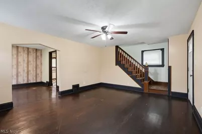 1866 Flint Avenue, Akron, OH 44305 - Photo 4