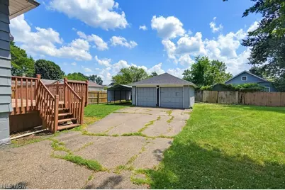 1866 Flint Avenue, Akron, OH 44305 - Photo 24